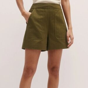 NWT Me+Em Size 6 Herringbone Patch Pocket Short - Deep Golden Olive